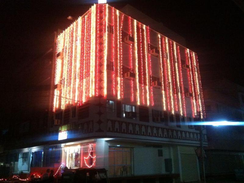 Hotel Deepak ชัยปุระ ภายนอก รูปภาพ