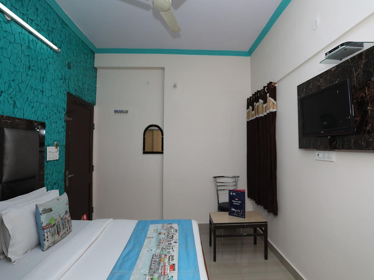 Hotel Deepak ชัยปุระ ภายนอก รูปภาพ