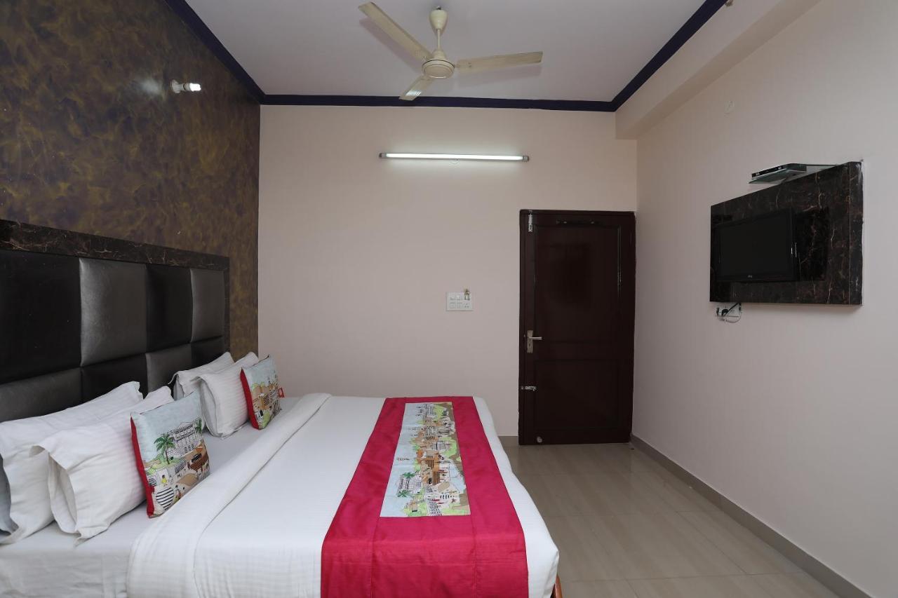 Hotel Deepak ชัยปุระ ภายนอก รูปภาพ